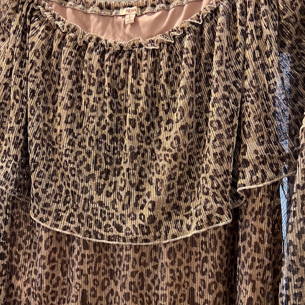 NWOT Reba Leopard Animal Print Top & Hi Low Lined Skirt.